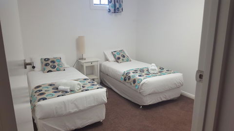 Aart Apartments - South Australia Travel 14