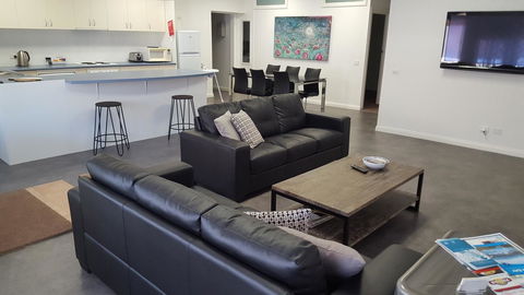 Aart Apartments - South Australia Travel 7