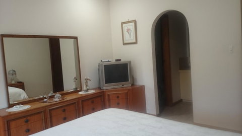 Gaerwood B&B - South Australia Travel 6