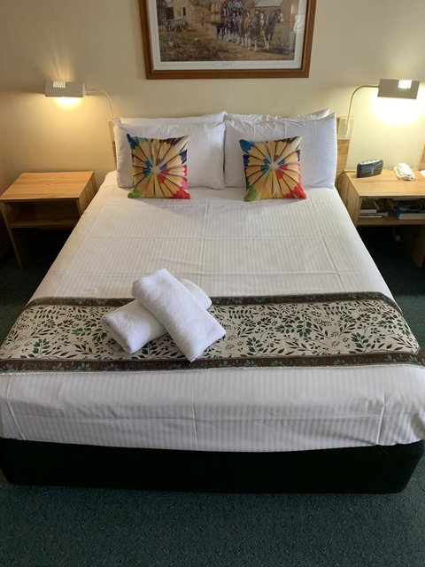 Cumberland Motor Inn - South Australia Travel 4