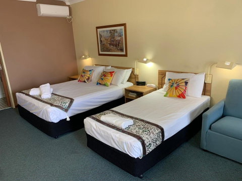 Cumberland Motor Inn - South Australia Travel 1