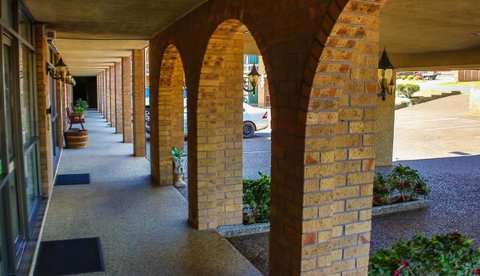 Cumberland Motor Inn - South Australia Travel 36