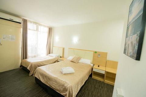 Jacksons Motor Inn - South Australia Travel 18