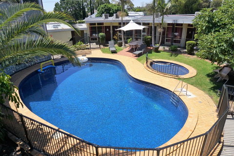 Jacksons Motor Inn - South Australia Travel 0
