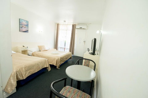 Jacksons Motor Inn - South Australia Travel 15