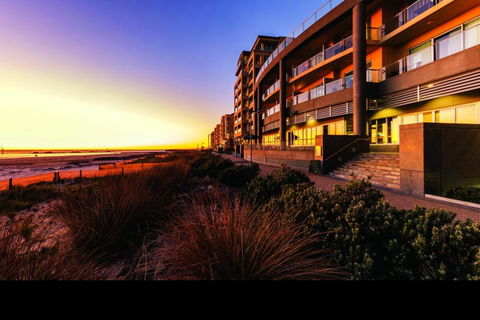 Glenelg Seaside Apartment - South Australia Travel 9