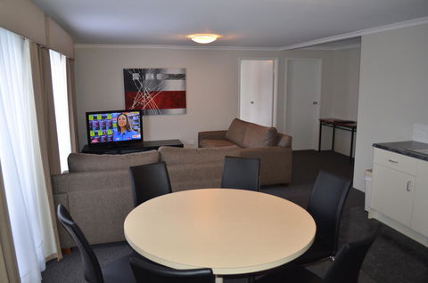 Arkana Motor Inn & Terrace Apartments - South Australia Travel 8