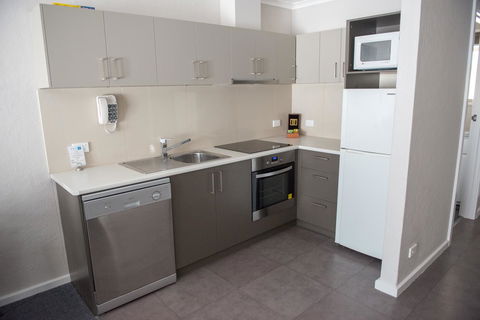 Arkana Motor Inn & Terrace Apartments - South Australia Travel 3