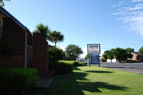 Arkana Motor Inn & Terrace Apartments - South Australia Travel 43