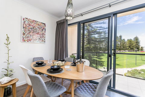 Heart Of Glenelg BnB - South Australia Travel 11