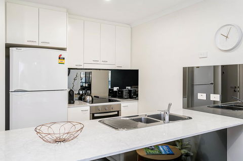 Heart Of Glenelg BnB - South Australia Travel 6