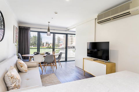 Heart Of Glenelg BnB - South Australia Travel 8