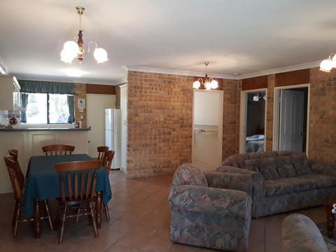 Acacia Apartments - South Australia Travel 21