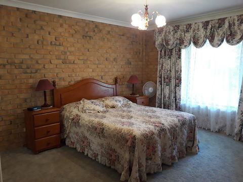 Acacia Apartments - South Australia Travel 7