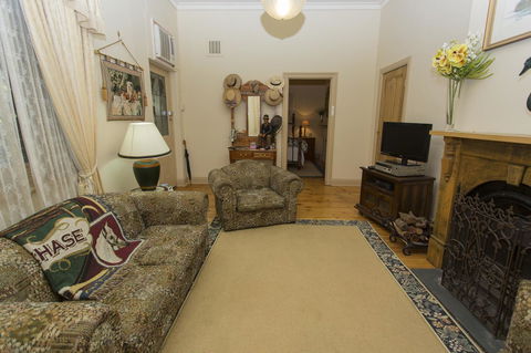 Tanunda Cottages - South Australia Travel 10