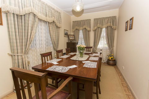 Tanunda Cottages - South Australia Travel 11