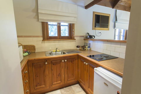 Tanunda Cottages - South Australia Travel 5