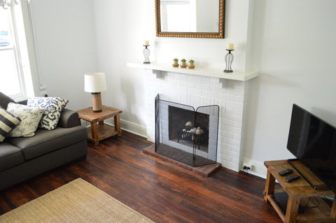 Two Cow Cottage Bed & Breakfast - South Australia Travel 13