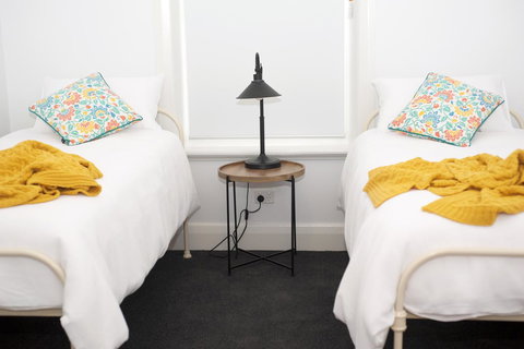 Two Cow Cottage Bed & Breakfast - South Australia Travel 29