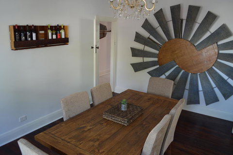 Two Cow Cottage Bed & Breakfast - South Australia Travel 25