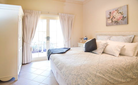 Barossa Vineyard Cottages - South Australia Travel 31