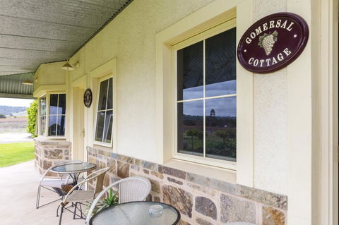 Barossa Vineyard Cottages - South Australia Travel 11
