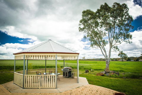Barossa Vineyard Cottages - South Australia Travel 42