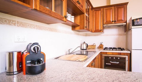 Barossa Vineyard Cottages - South Australia Travel 35