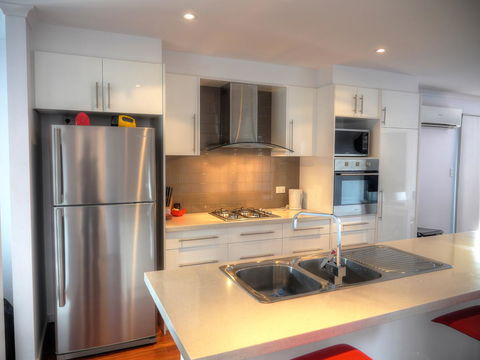 Home On Torrens - South Australia Travel 0