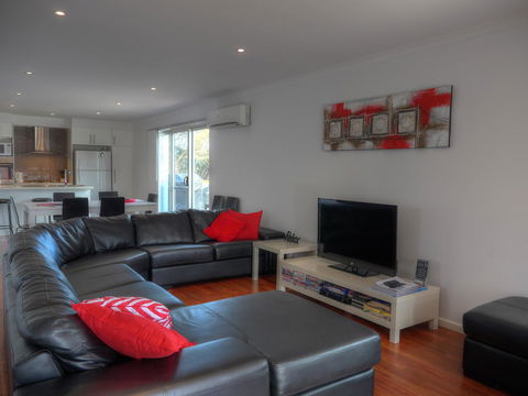Home On Torrens - South Australia Travel 26