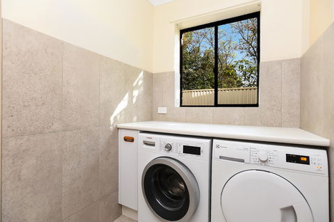 Port Of Call - Port Willunga - C21 SouthCoast Holidays - South Australia Travel 19