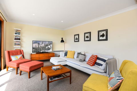 Port Of Call - Port Willunga - C21 SouthCoast Holidays - South Australia Travel 12