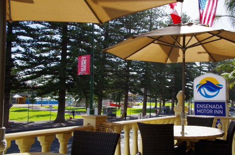 Ensenada Motor Inn And Suites - South Australia Travel 5
