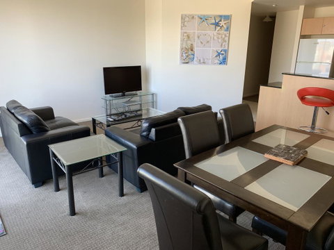 Ensenada Motor Inn And Suites - South Australia Travel 32