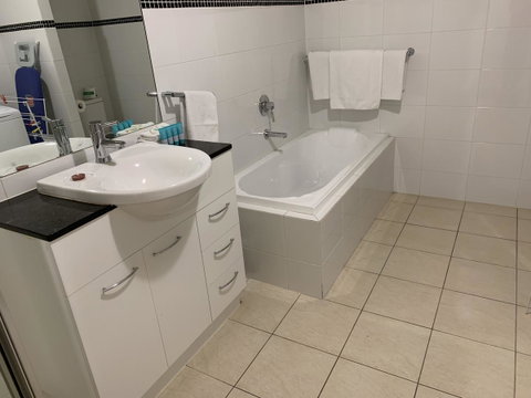 Ensenada Motor Inn And Suites - South Australia Travel 27
