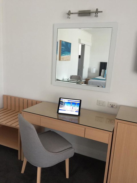 Ensenada Motor Inn And Suites - South Australia Travel 11