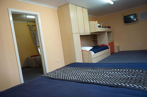 Motel Mount Gambier - South Australia Travel 12