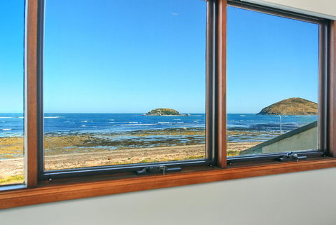 Franklin Beachfront Apartments - South Australia Travel 12