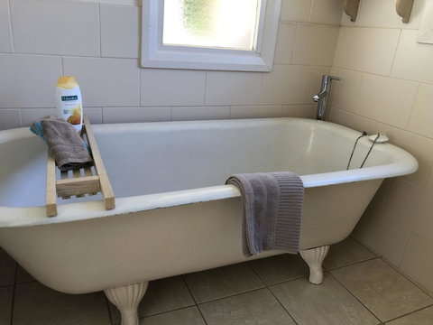 Blyth Cottage Burra - South Australia Travel 11