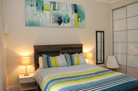 Smugglers Inn Studio Apartments - South Australia Travel 12