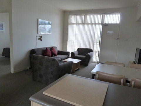 Glenelg Holiday Apartments - Corfu - South Australia Travel 6
