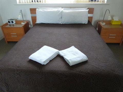 Glenelg Holiday Apartments - Corfu - South Australia Travel 12