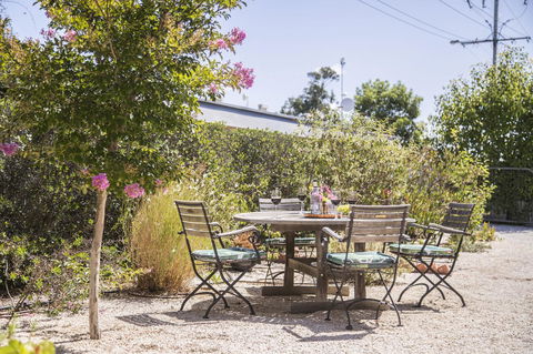 Mataro Cottage - South Australia Travel 27