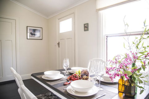 Mataro Cottage - South Australia Travel 22