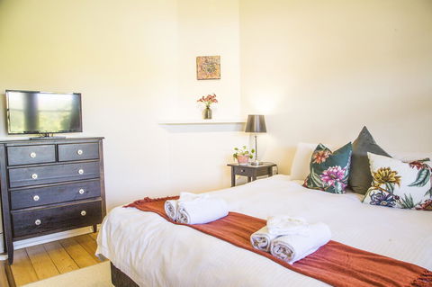 Mataro Cottage - South Australia Travel 10