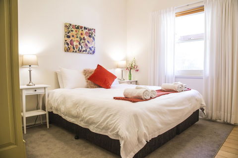 Mataro Cottage - South Australia Travel 12