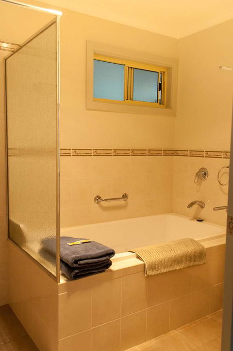 Admirals Inn - South Australia Travel 10