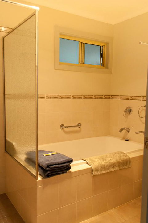 Admirals Inn - South Australia Travel 20
