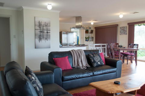Admirals Inn - South Australia Travel 21