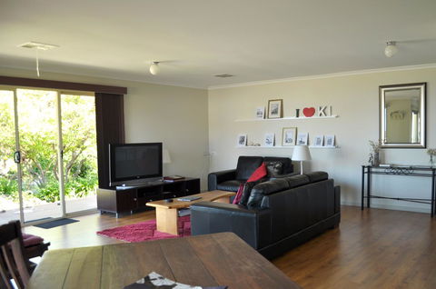 Admirals Inn - South Australia Travel 14